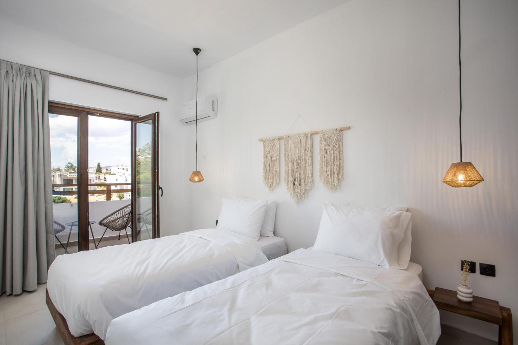 Zaia & Living , N6 , Sea Side View Appartement *