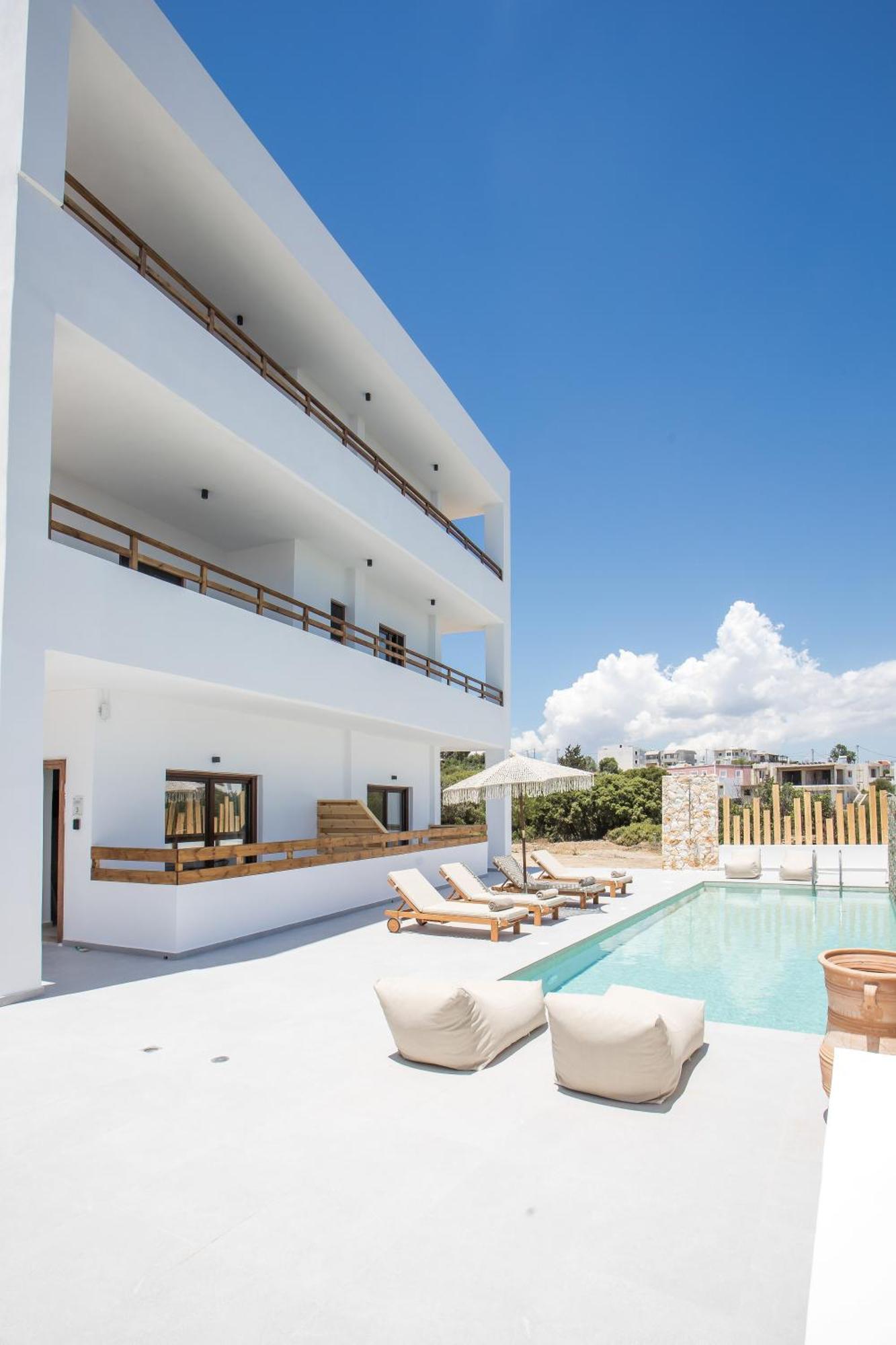 Zaia & Living , N6 , Sea Side View Gennadi